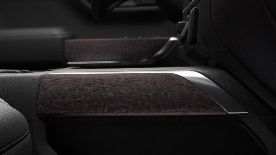 Детали интерьера GMC Sierra Denali Crew Cab 2018 года  (фото 18 из 45)